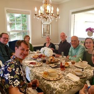 Meet your Posher, Tom